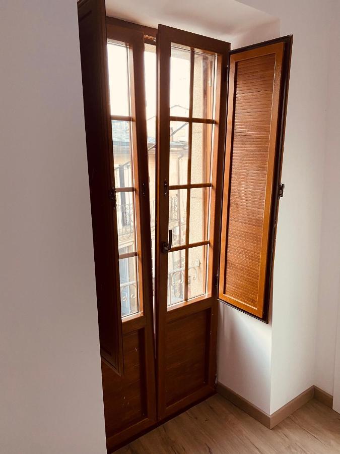 Albergue Y Gelateria Il Nonno Sarria Exterior foto